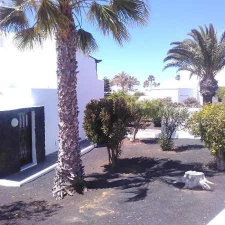 Beach Avenue Private Апартаменти